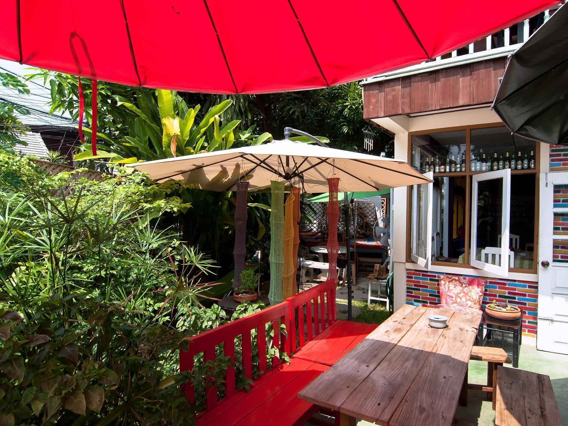 Samlanjed Guesthouse เชียงใหม่ ภายนอก รูปภาพ