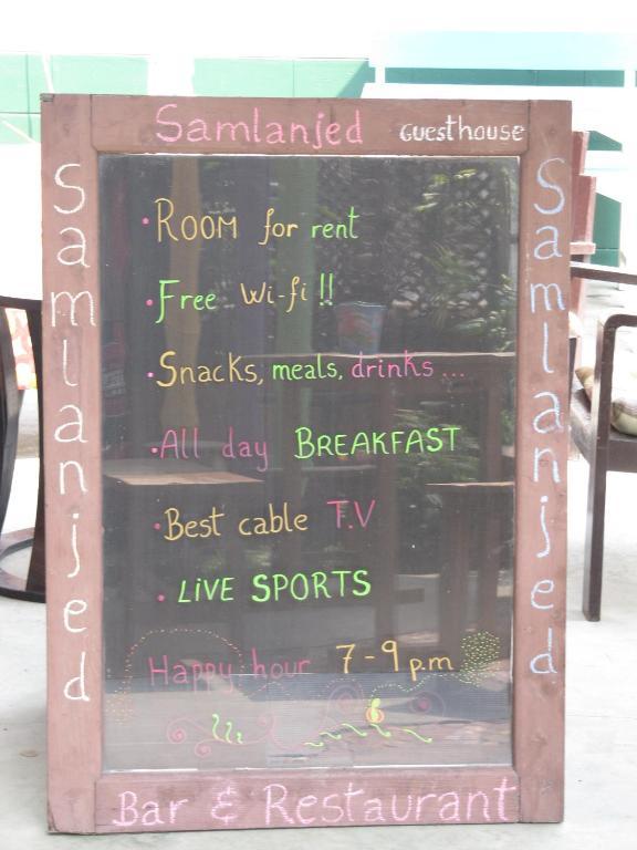 Samlanjed Guesthouse เชียงใหม่ ภายนอก รูปภาพ