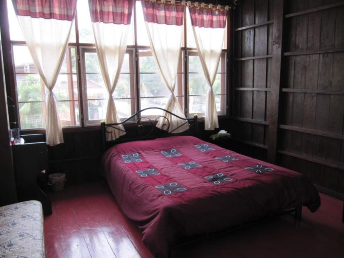 Samlanjed Guesthouse เชียงใหม่ ภายนอก รูปภาพ